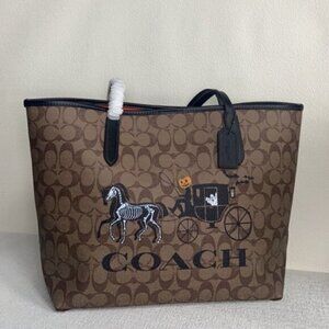 Coach Halloween tote and pumpkin driver coach wagon new